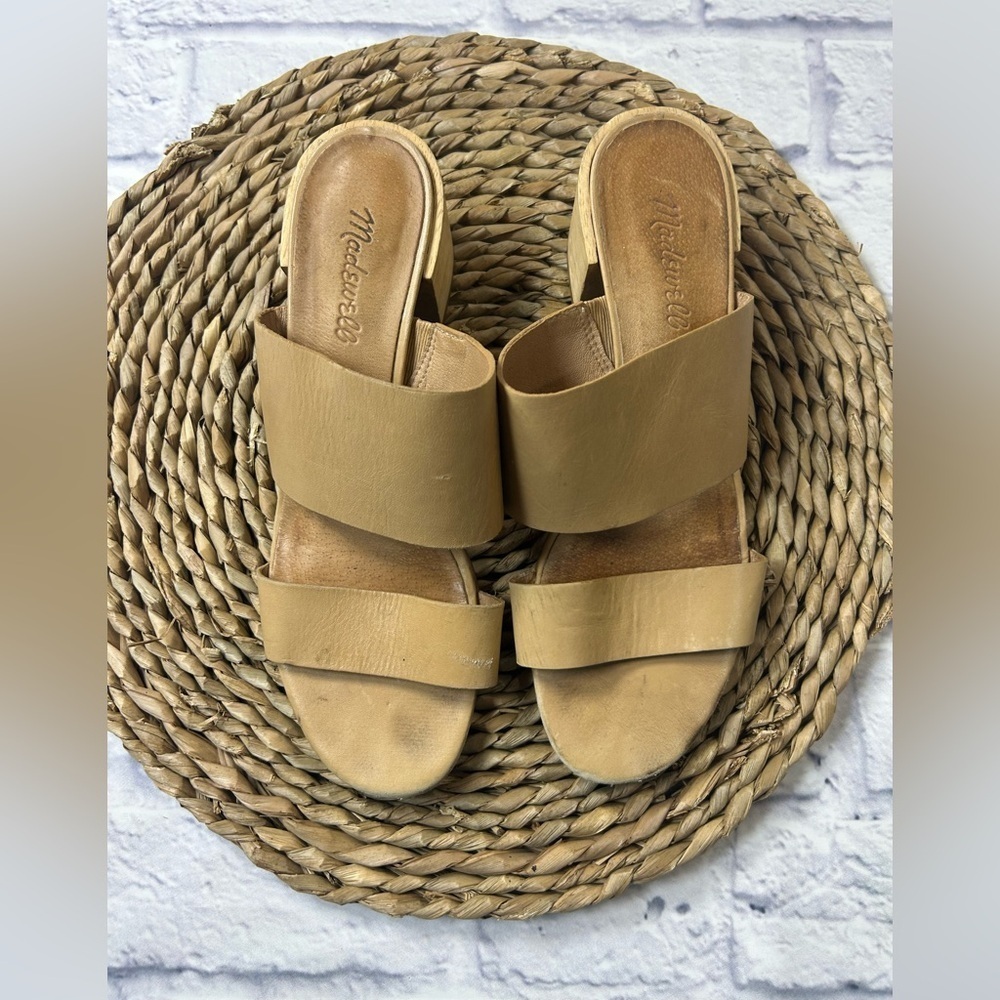 Madewell Women's Camel Slide Sandals w/Block Heel. Size 9.